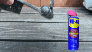Use WD-40 to remove rust from hinge