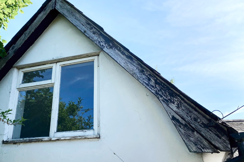 Gable repair and re-decoration | before