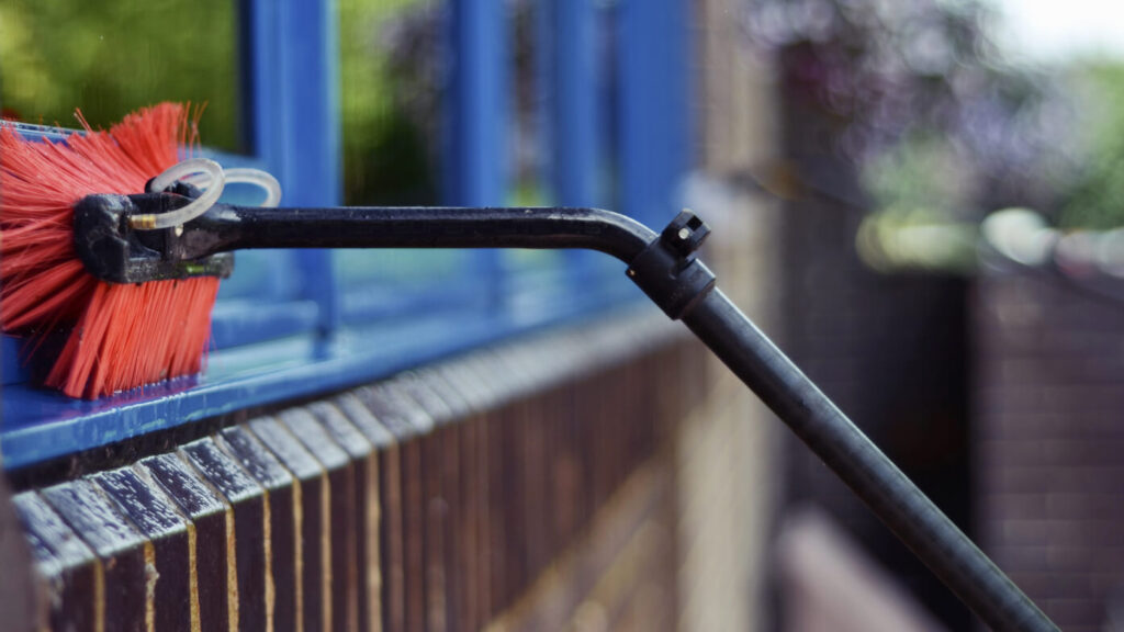 The Risks of Cleaning Wooden Windows Using Water Fed Pole and Pressure wash