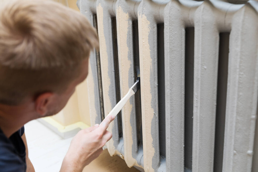 Priming the surface of radiator