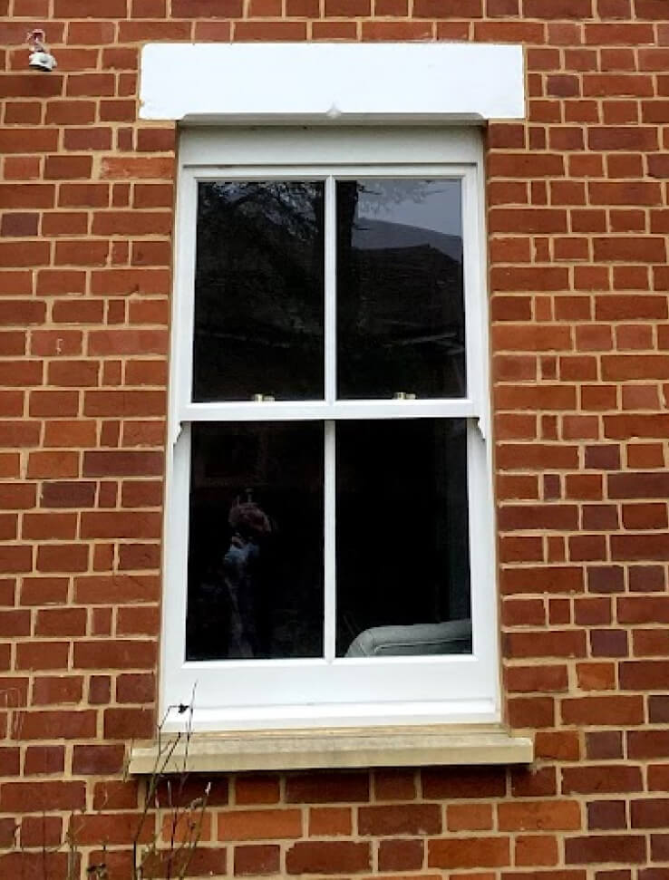 2 over 2 sash window (Centre bar)