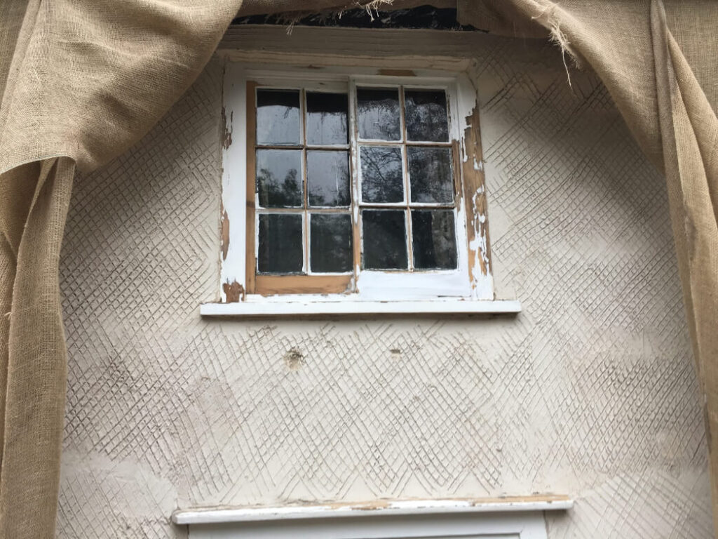 horizontally sliding timber window