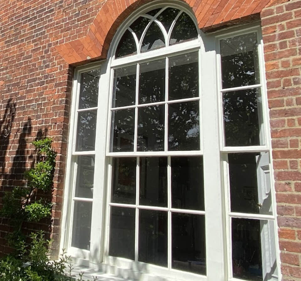 Palladian window variant 