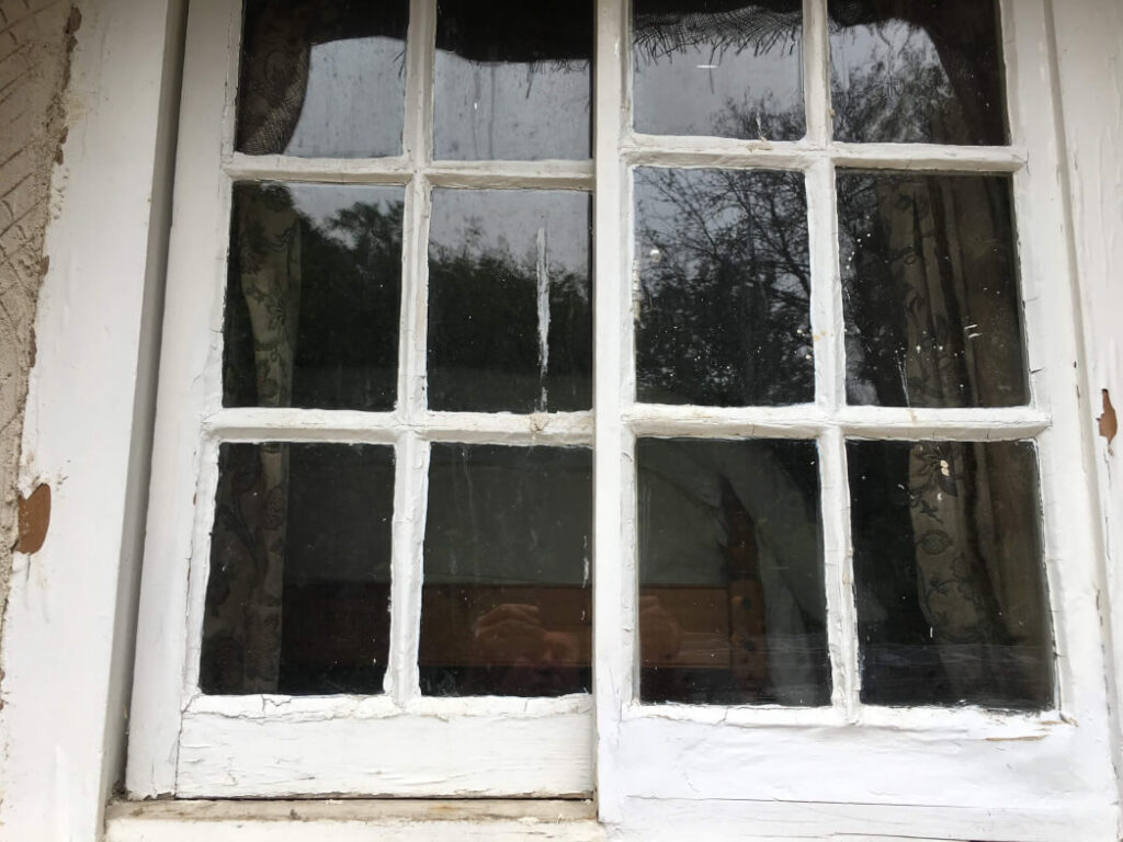 period sliding sash window