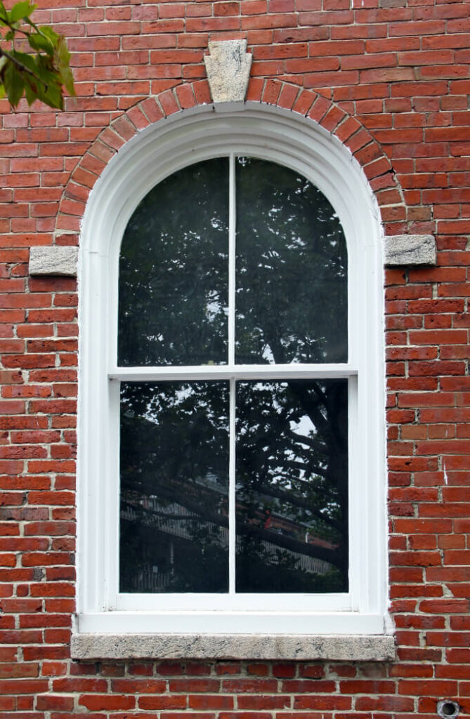 what are victorian sash windows