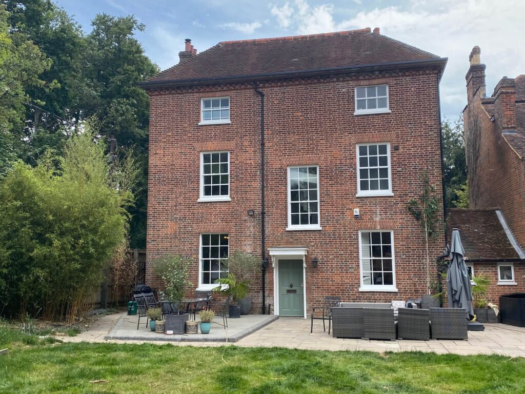 timber sash windows restoration Beaconsfield